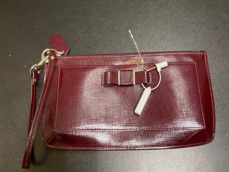 Handbag By Clothes Mentor  Size: Small For Sale