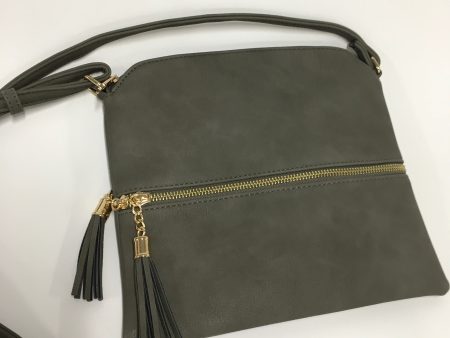 Crossbody By Clothes Mentor  Size: Medium on Sale