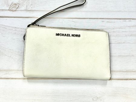 Wristlet Designer By Michael By Michael Kors  Size: Large Fashion